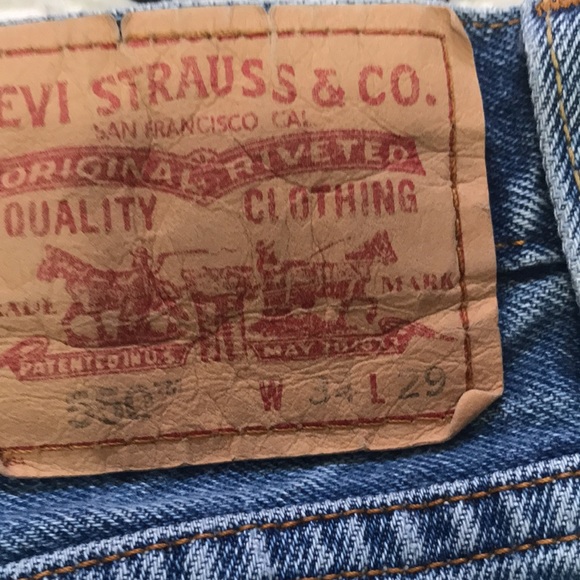 ❤️(81) Men’s Levi jeans, 550 relaxed fit. Size 34W by 29L. Great condition - Picture 7 of 7